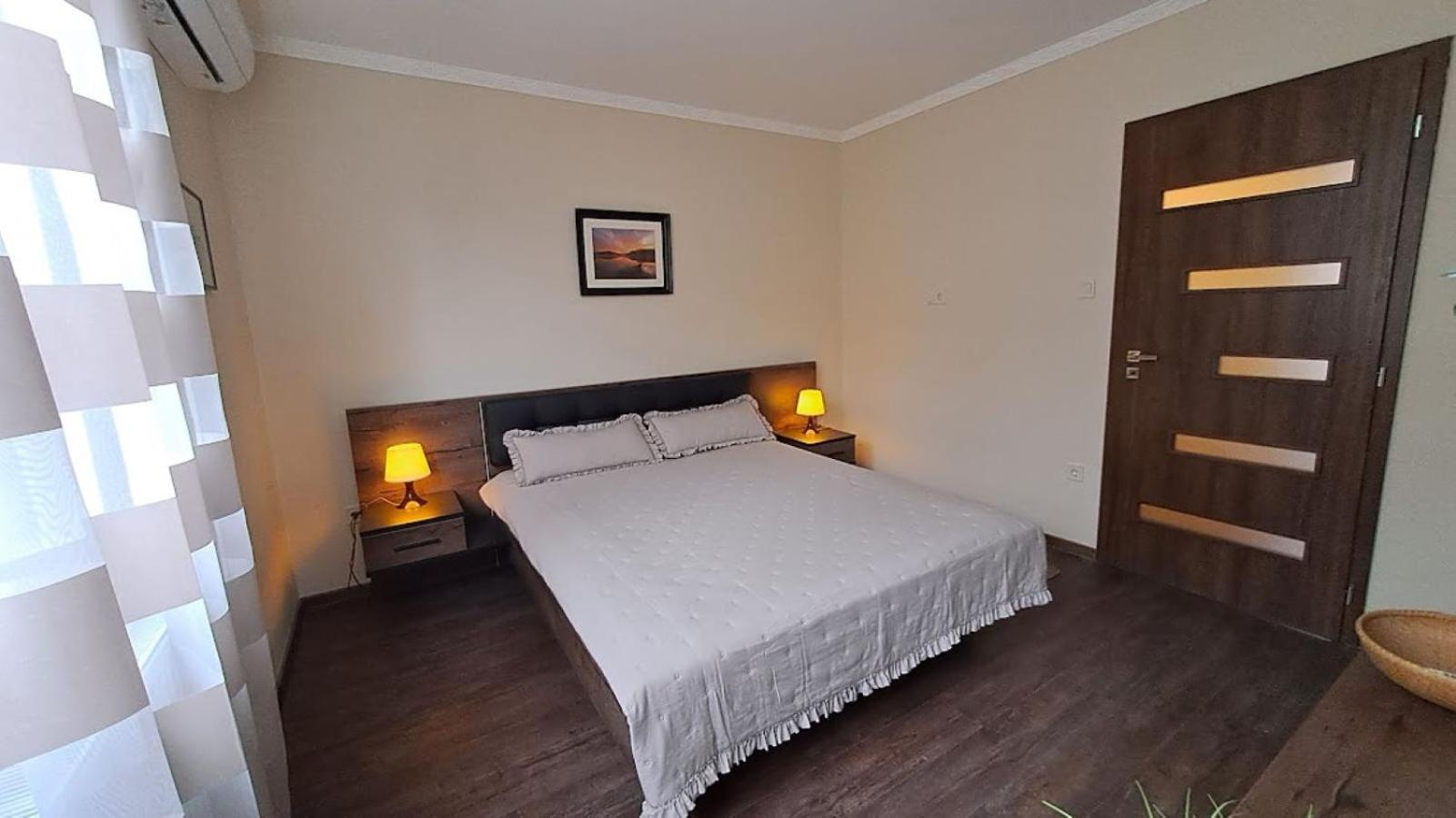 Szilfak City Apartman Hajdúszoboszló Zewnętrze zdjęcie
