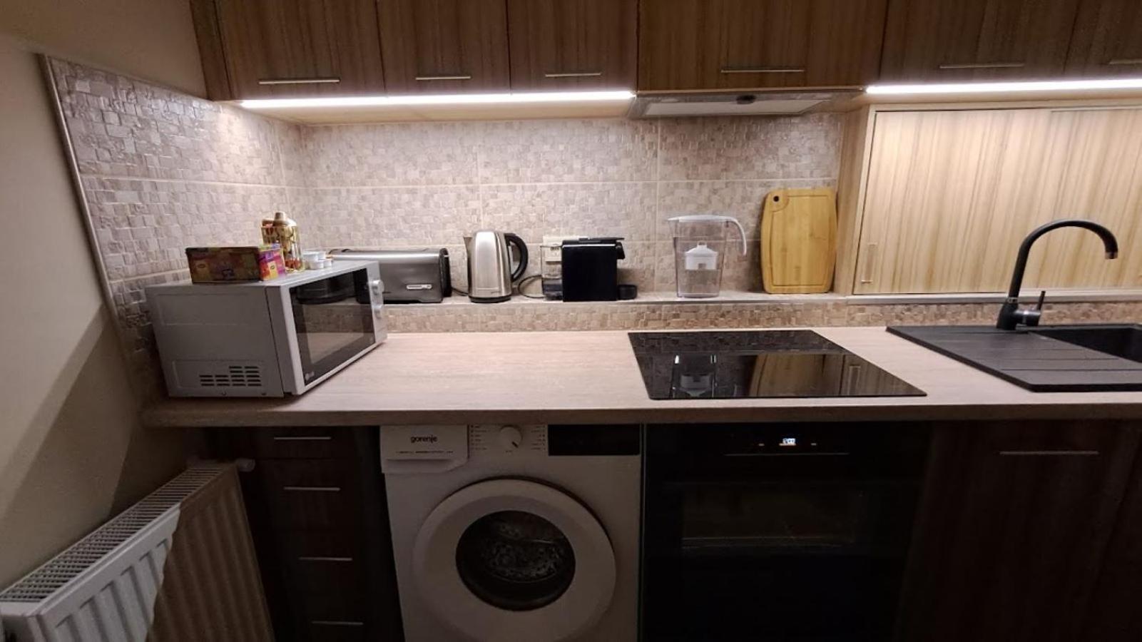Szilfak City Apartman Hajdúszoboszló Zewnętrze zdjęcie