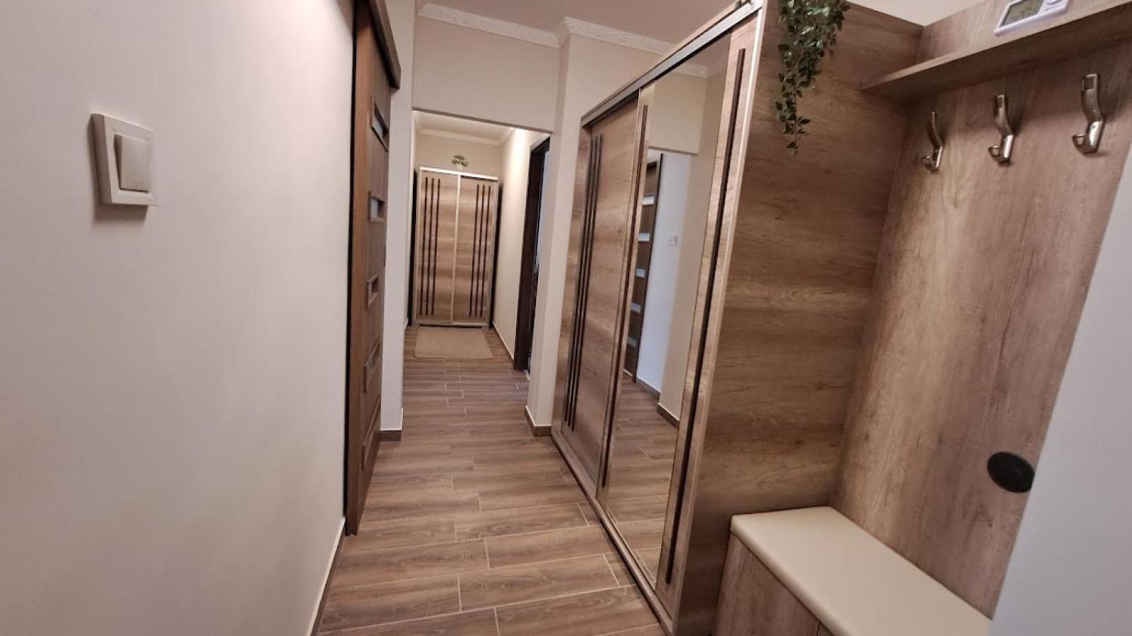 Szilfak City Apartman Hajdúszoboszló Zewnętrze zdjęcie